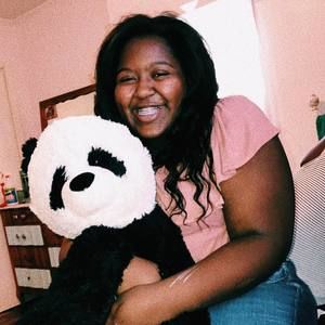 Meet your Posher, Bella